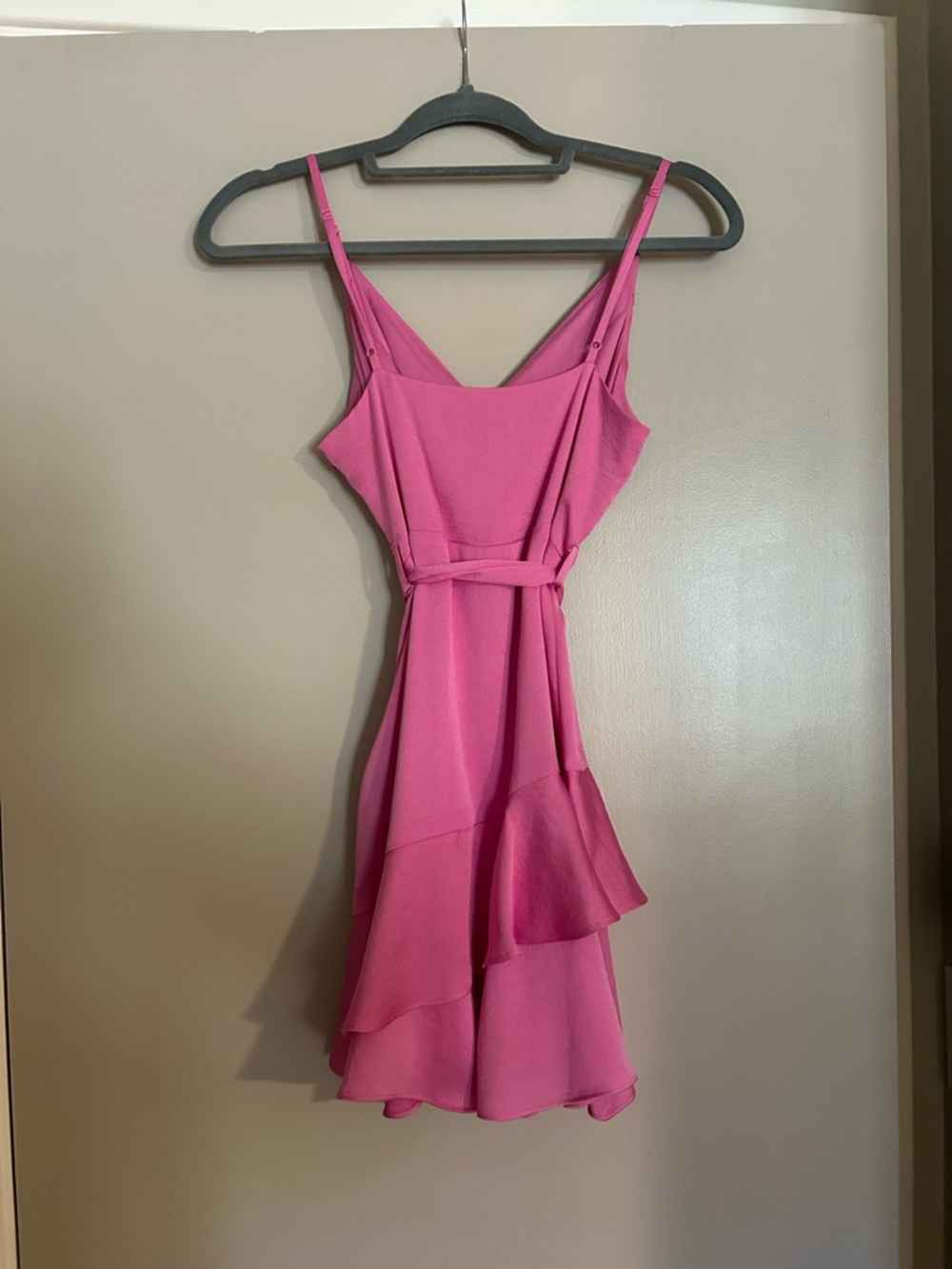 Express Hot Pink Ruffle Romper - Picture 4 of 6